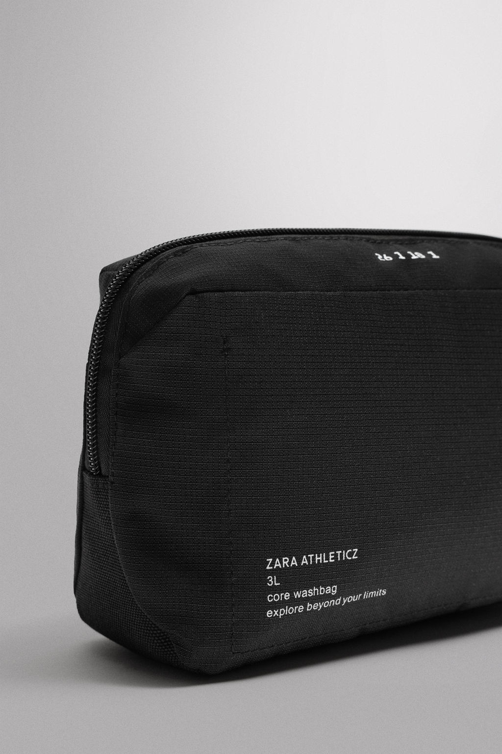 SPORTS TOILETRY BAG - Zara фото 3