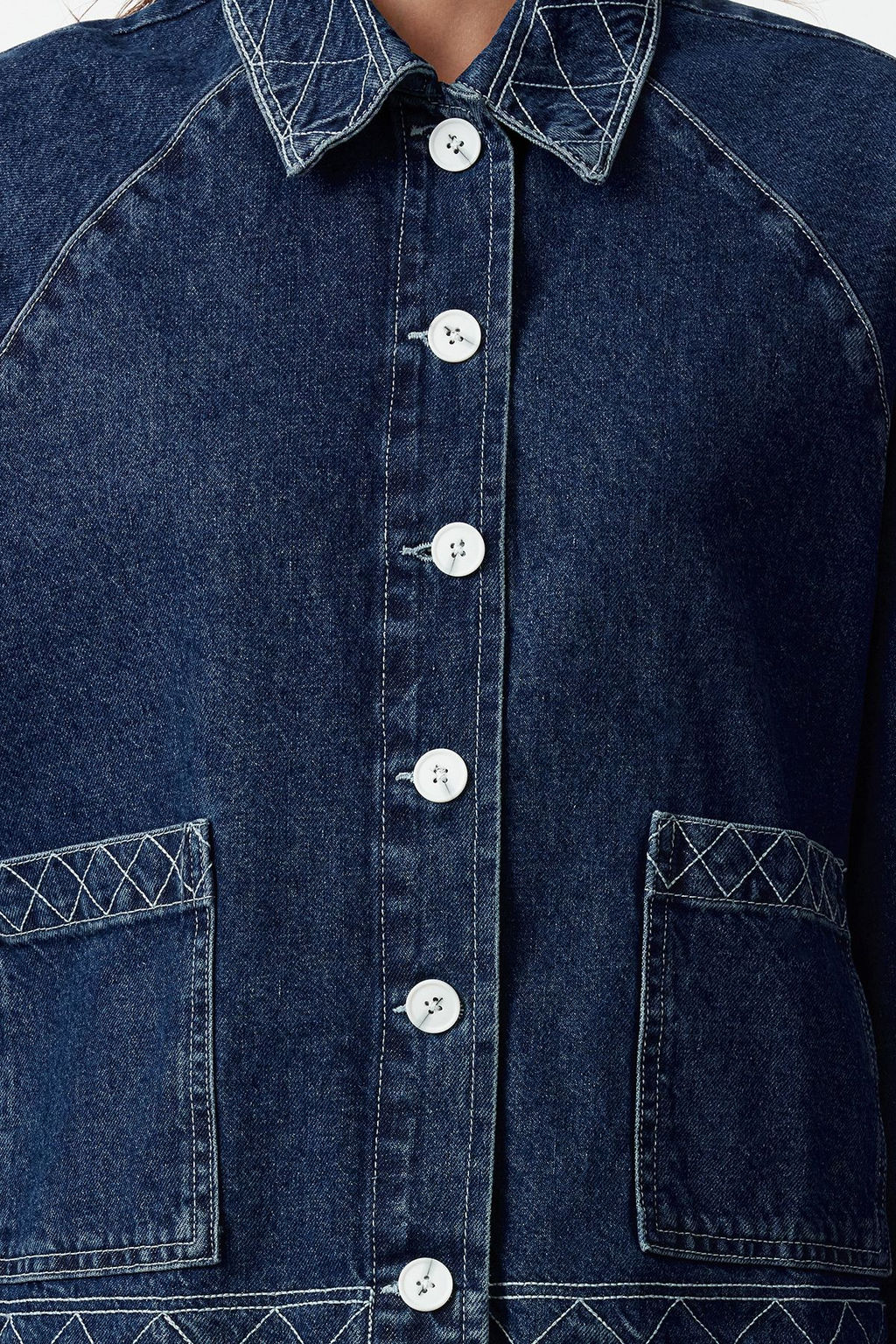 Koyu Mavi More Sustainable Dikis Detayl? Oversize Denim Ceket TWOAW25CE00028