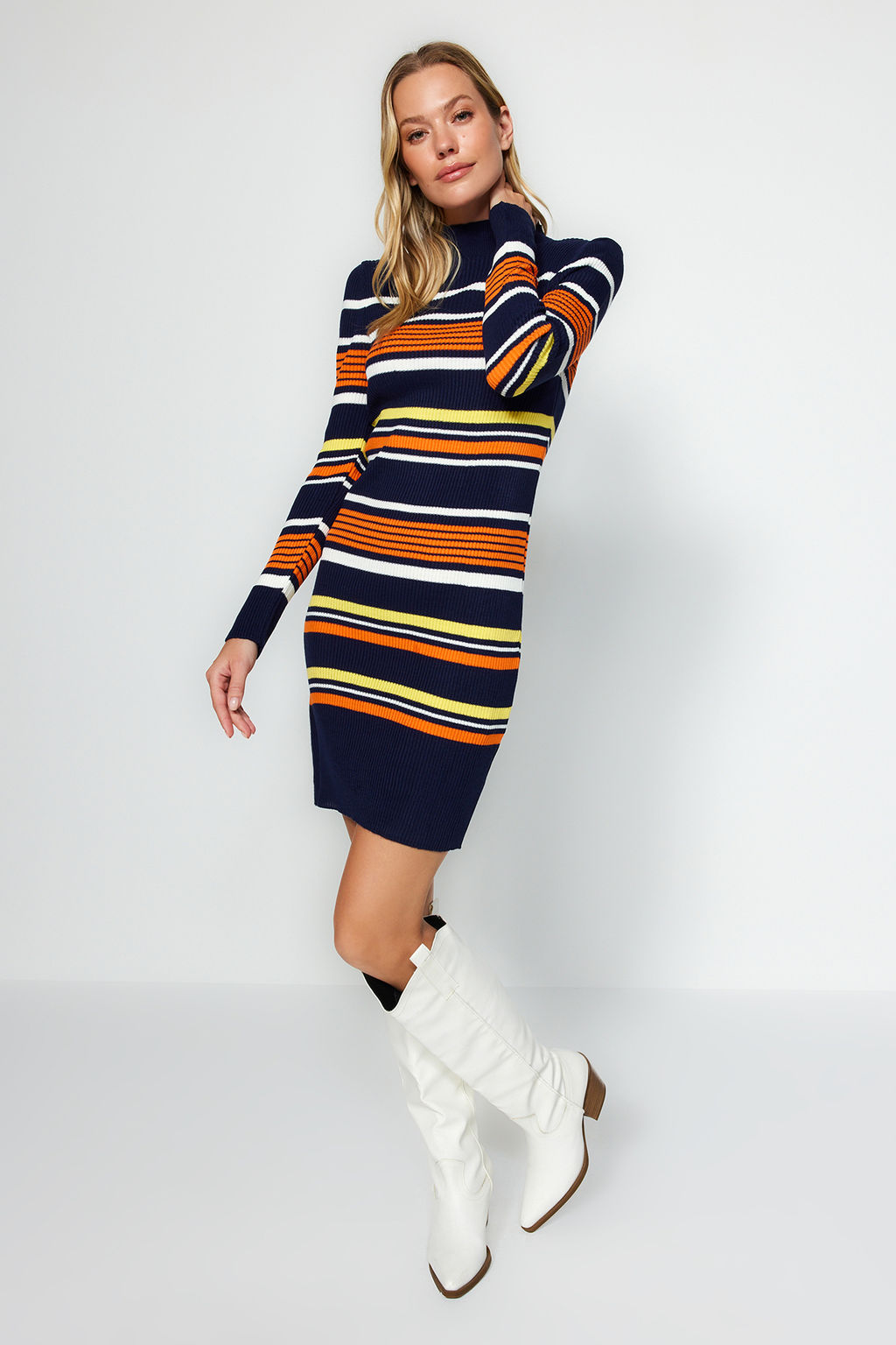 TRENDYOLMILLA Lacivert Mini Triko Renk Bloklu Dik Yaka Elbise TWOAW24EL00469 фото 7