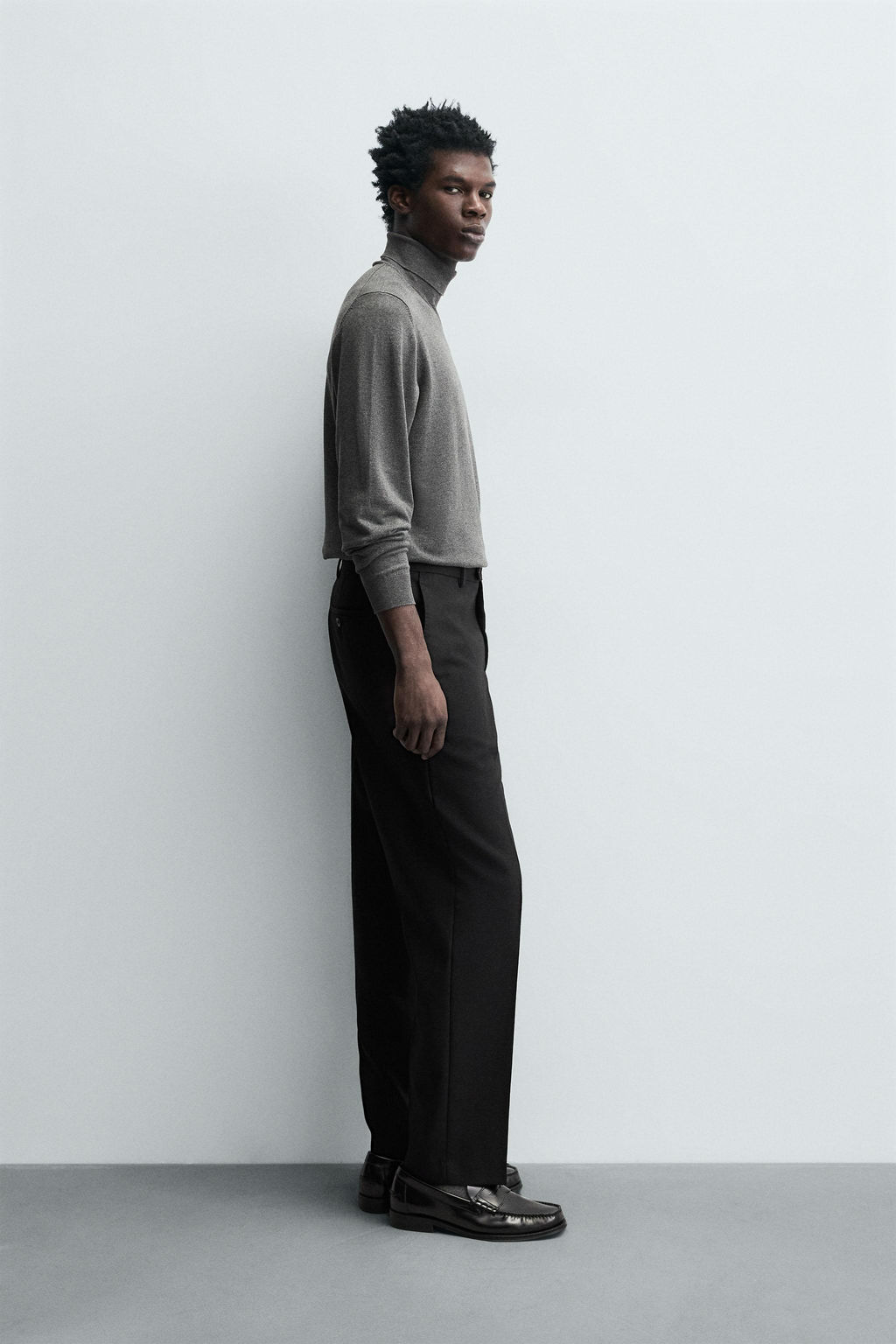 JERSEY CUELLO ALTO B?SICO / Gris vigor? - Zara фото 4