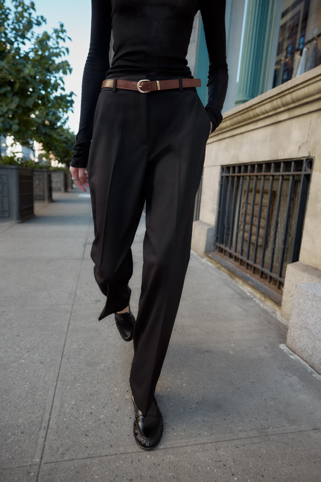 STRAIGHT-LEG TROUSERS WITH BELT