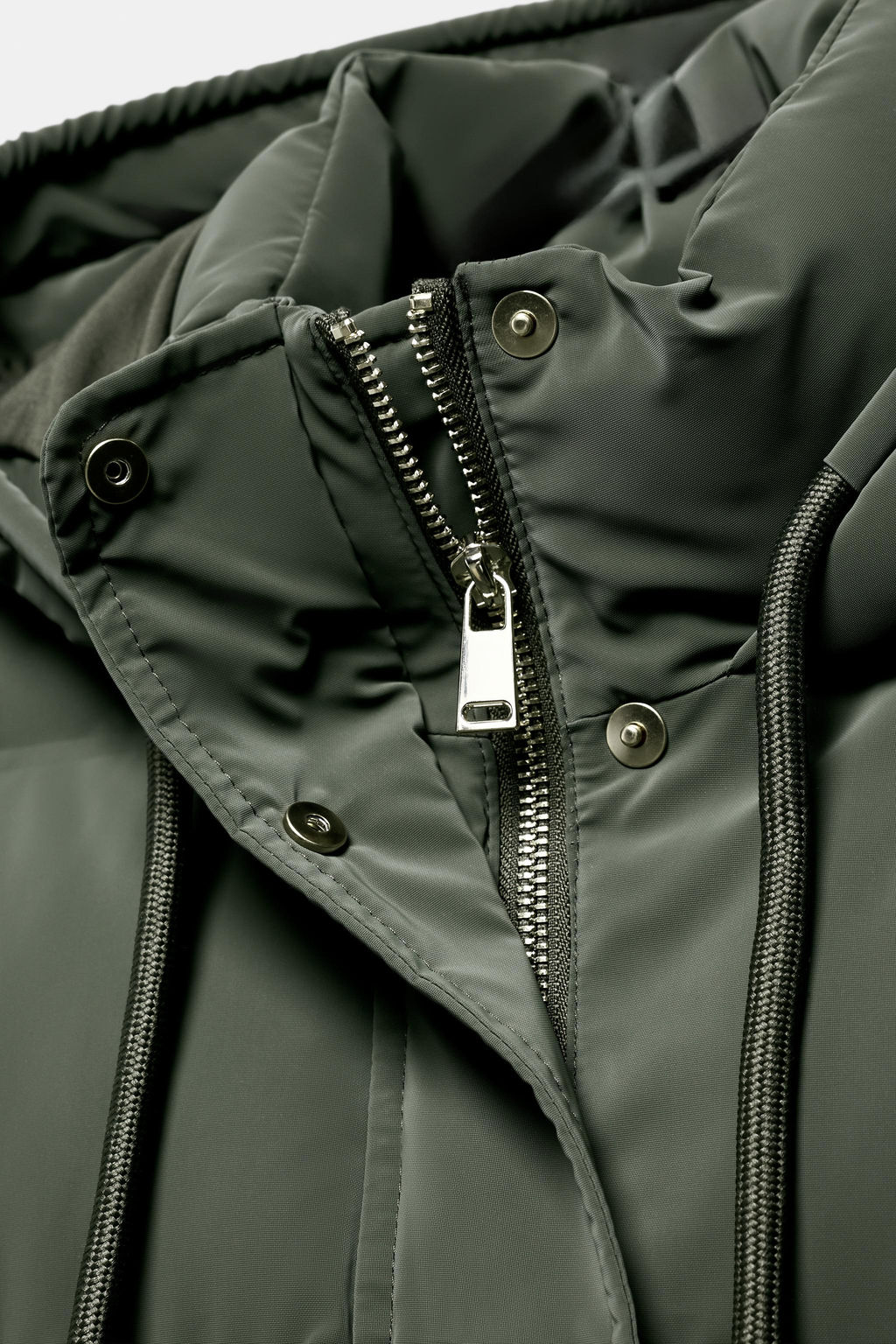 SEMI-LONG RUBBERISED WINDPROOF ANORAK