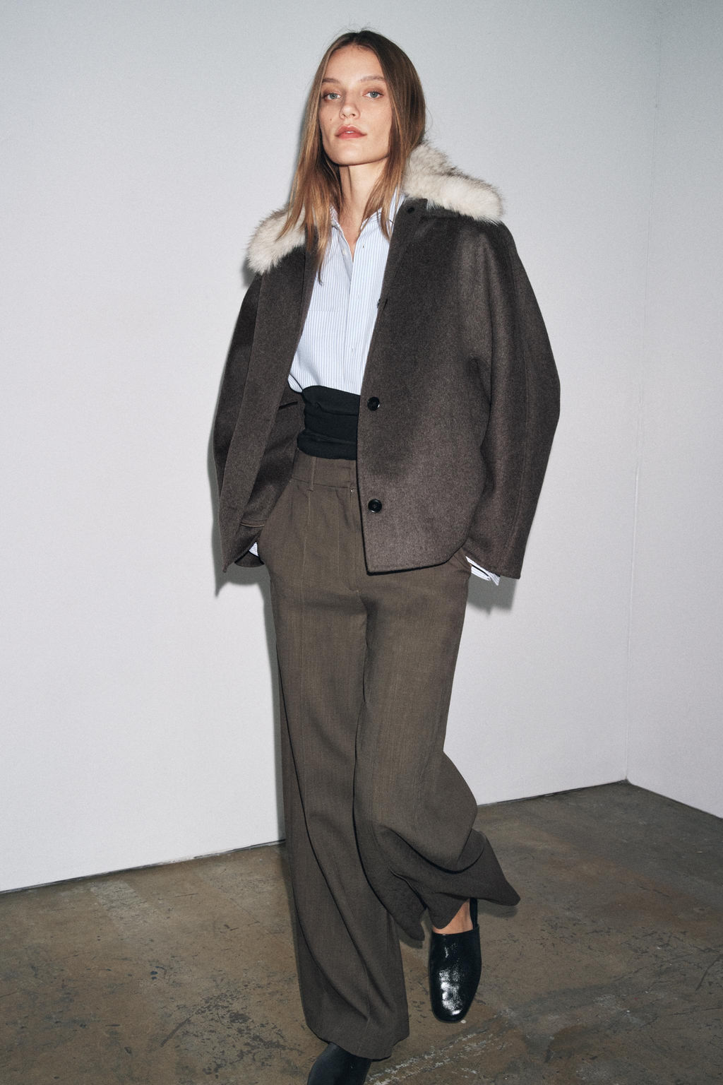 WOOL JACKET WITH FAUX FUR COLLAR ZW COLLECTION - Zara фото 15