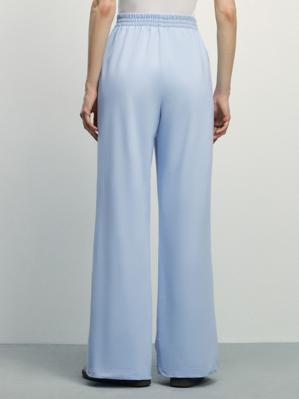 Базовые широкие трикотажные брюки / Zarina  фото 4