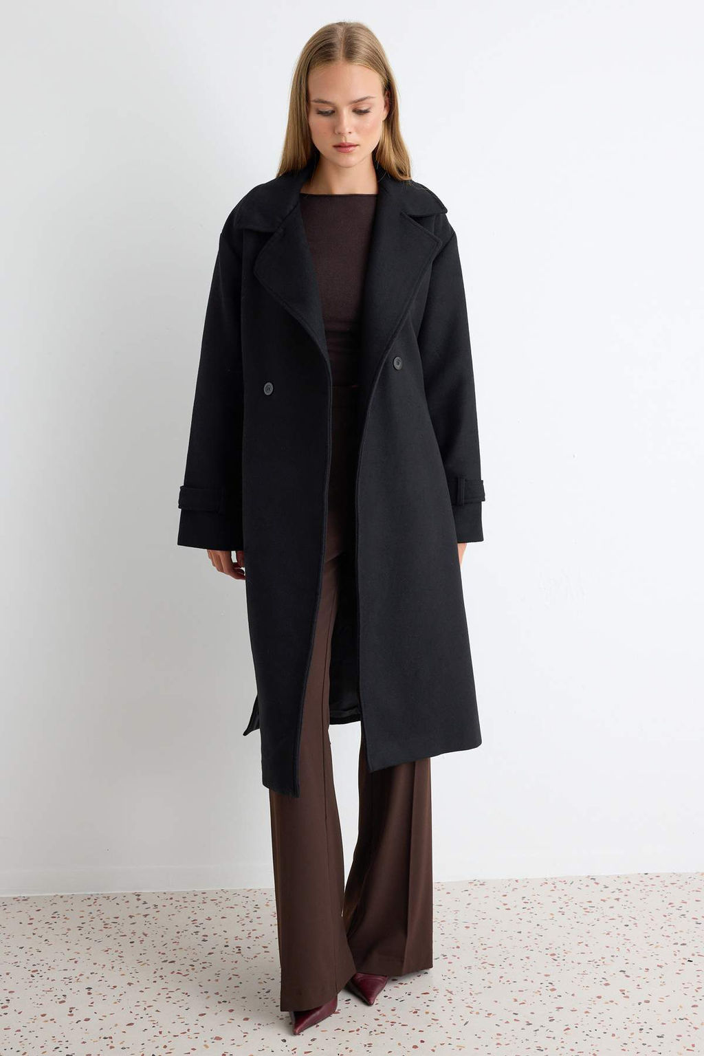 Siyah Oversize Geni_ Kesim Kemerli Uzun Y_nl_ Ka_e Kaban TWOAW22KB0015 - Trendyolmilla фото 6