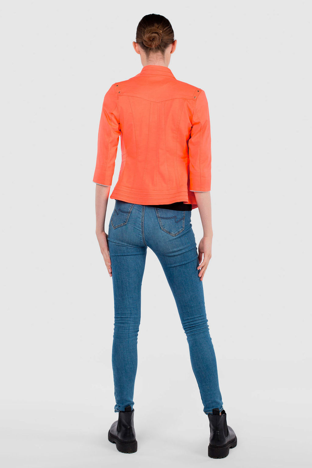 Ветровка жакет