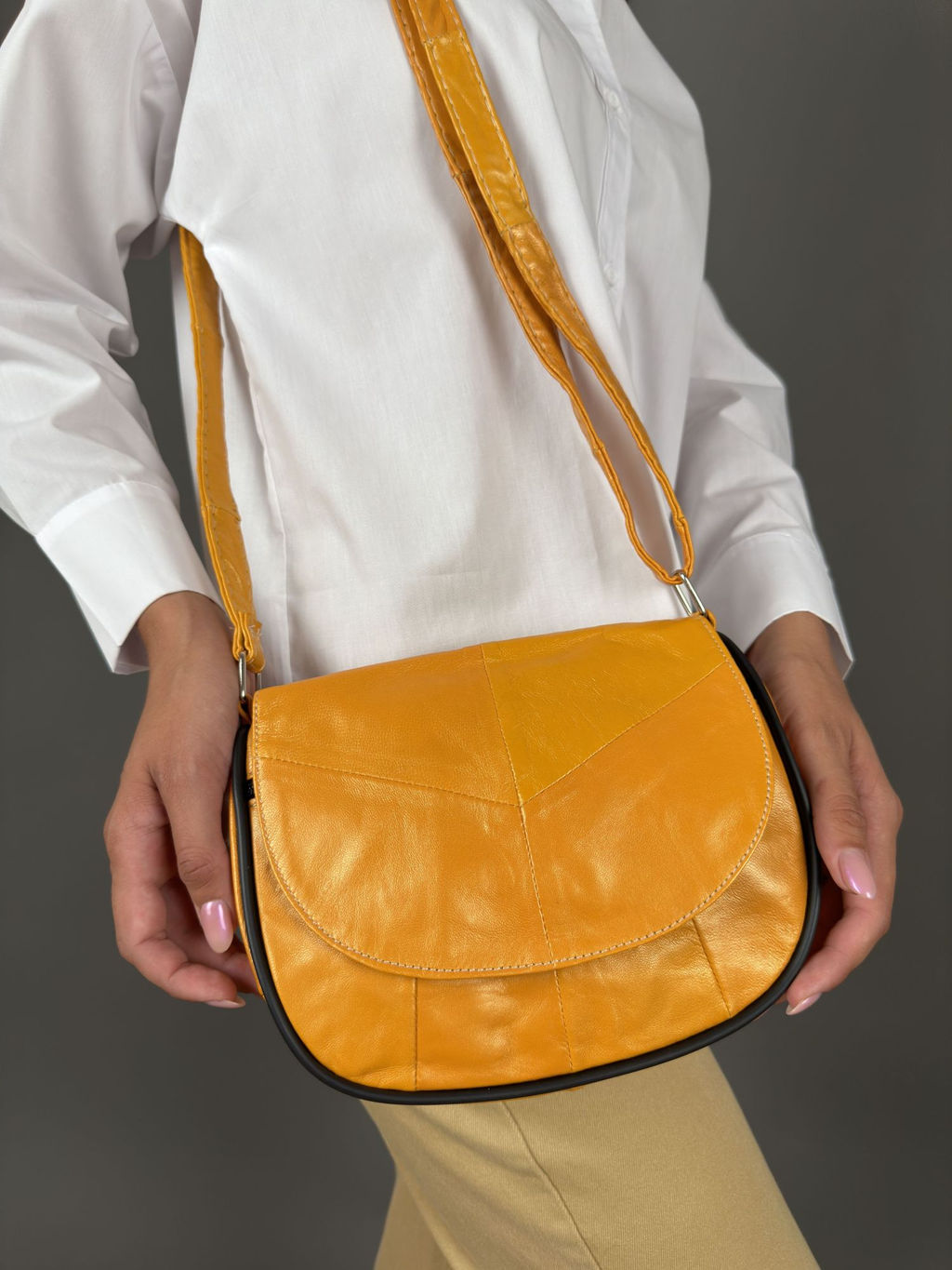 Сумка женская из телячьей кожи