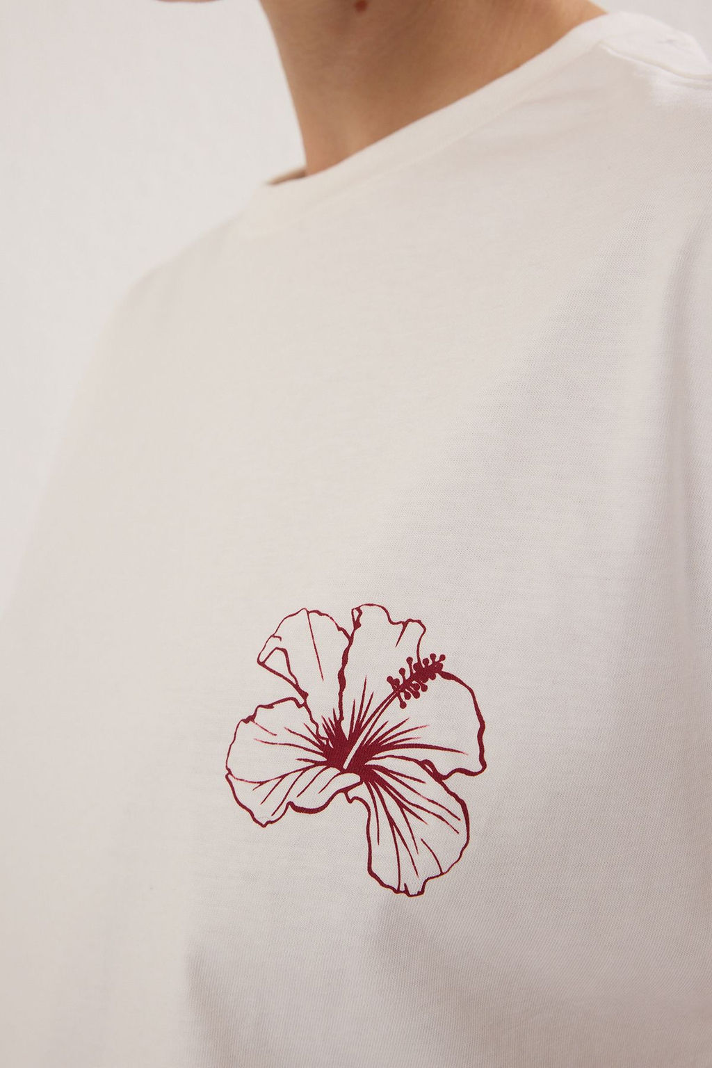 TRENDYOLMILLA Ac?k Mavi %100 Pamuk Oversize/Genis Kal?p On Arka Bask?l? Orme T-Shirt TWOSS25TS00059  фото 11