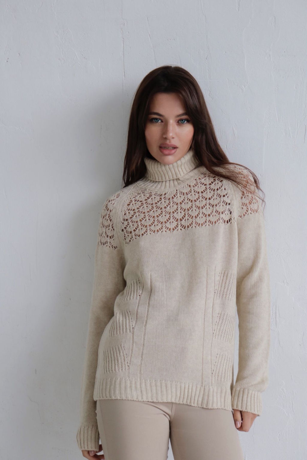 10294 Свитер с ажурной кокеткой бежевый - Martichelli фото 2