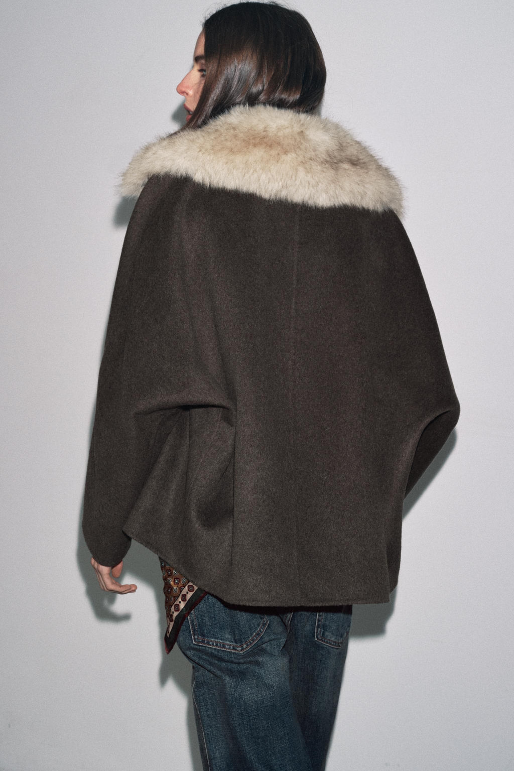 WOOL JACKET WITH FAUX FUR COLLAR ZW COLLECTION - Zara фото 3