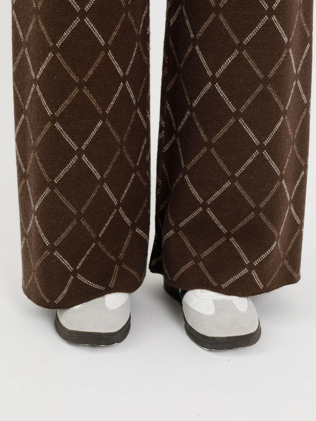 Брюки вязаные