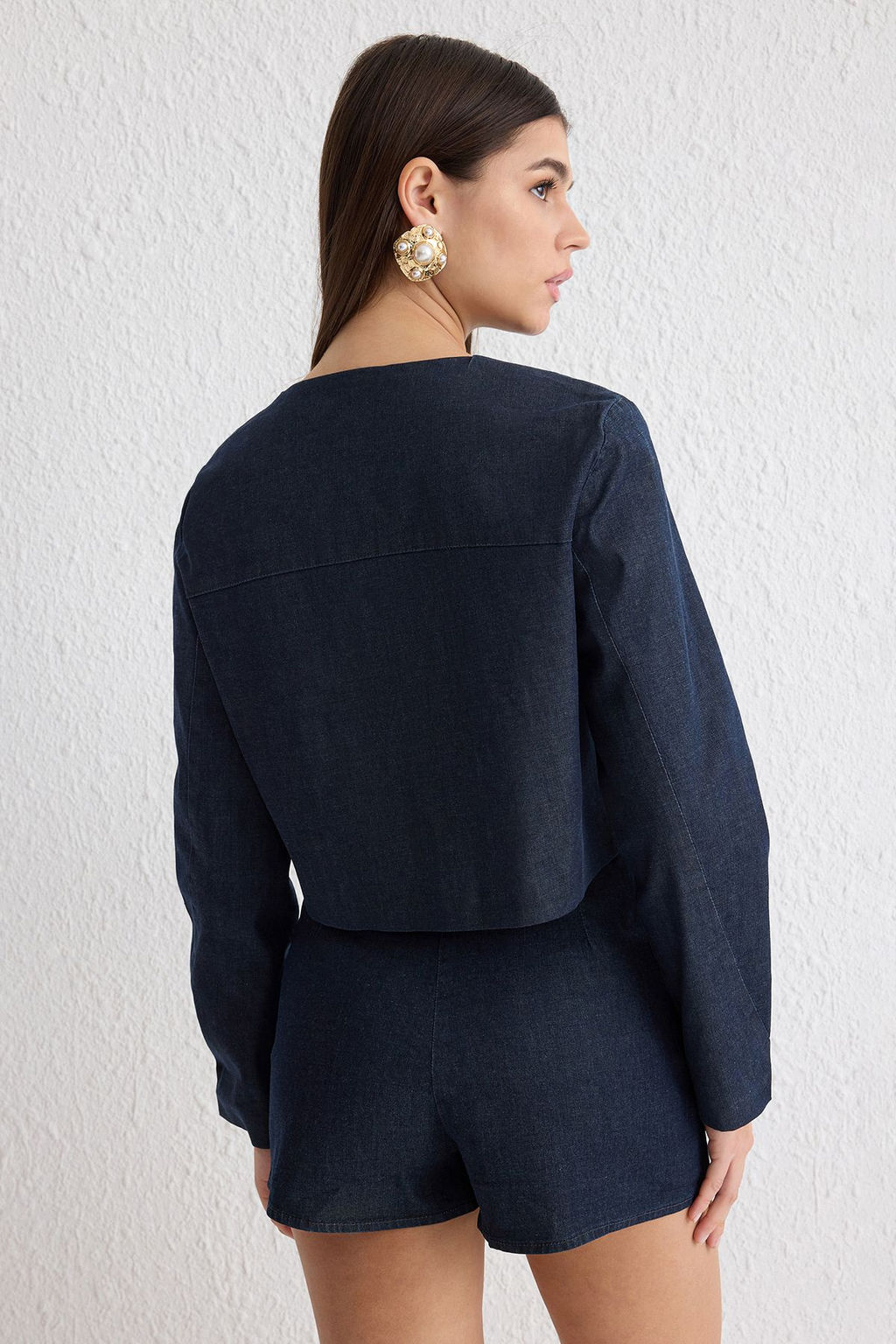 Lacivert Dugme Detayl? Crop Denim Ceket TWOSS25CE00011 - Trendyolmilla фото 5