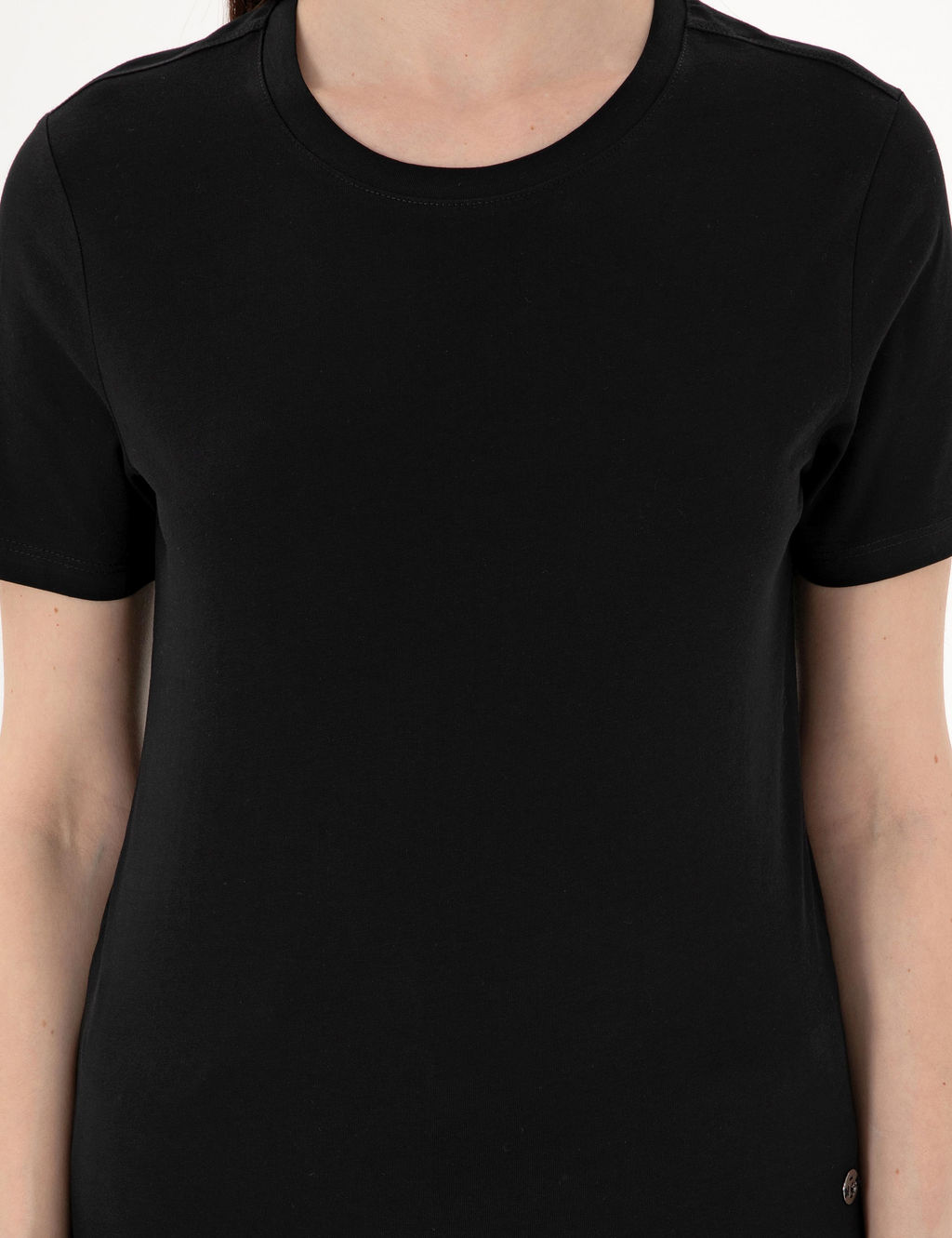Siyah Regular Fit Bisiklet Yaka Basic Ti__rt