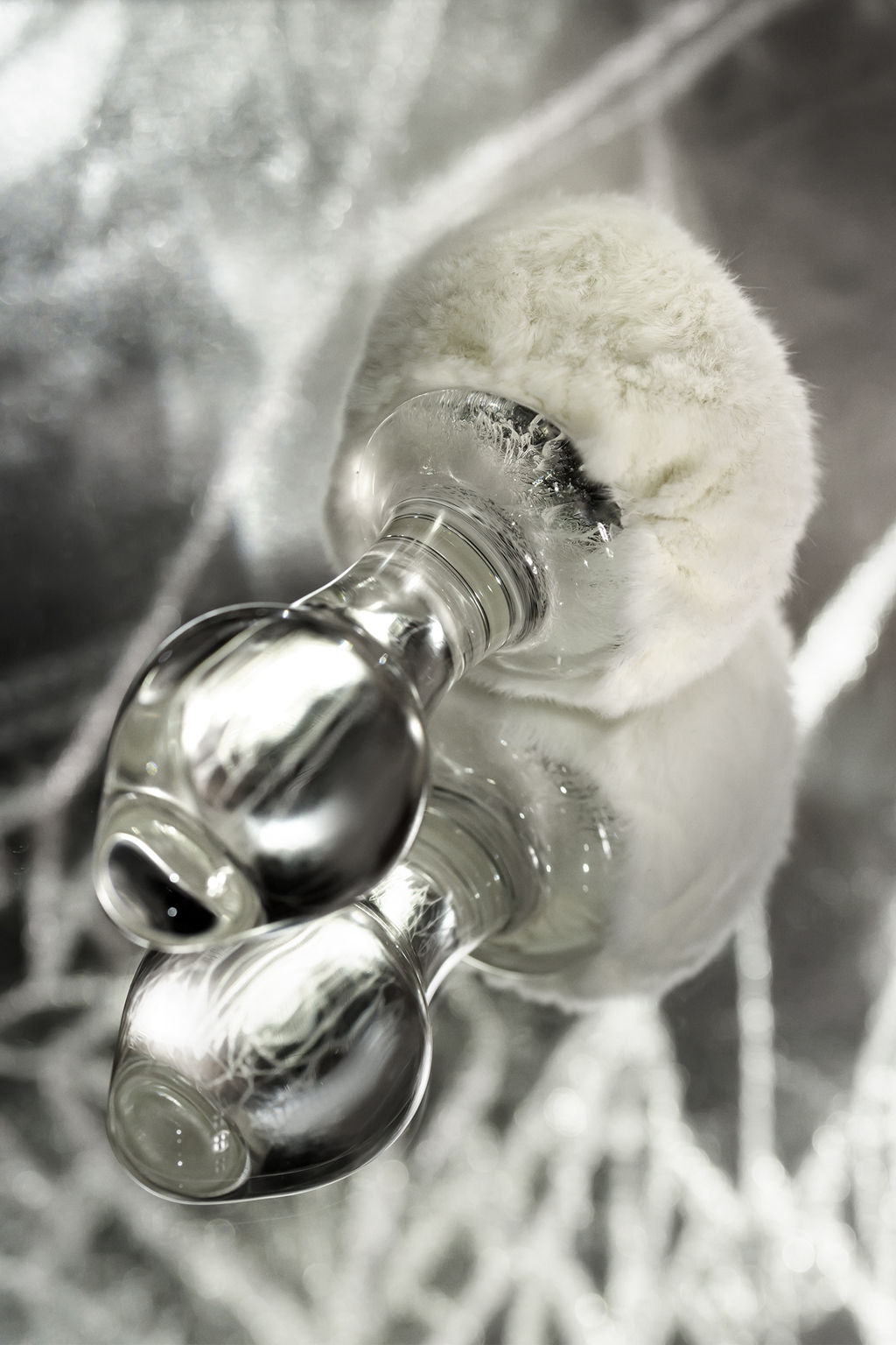 Анальная втулка Sexus Glass, с белым хвостиком, стекло, прозрачная, 14 см, 4 см