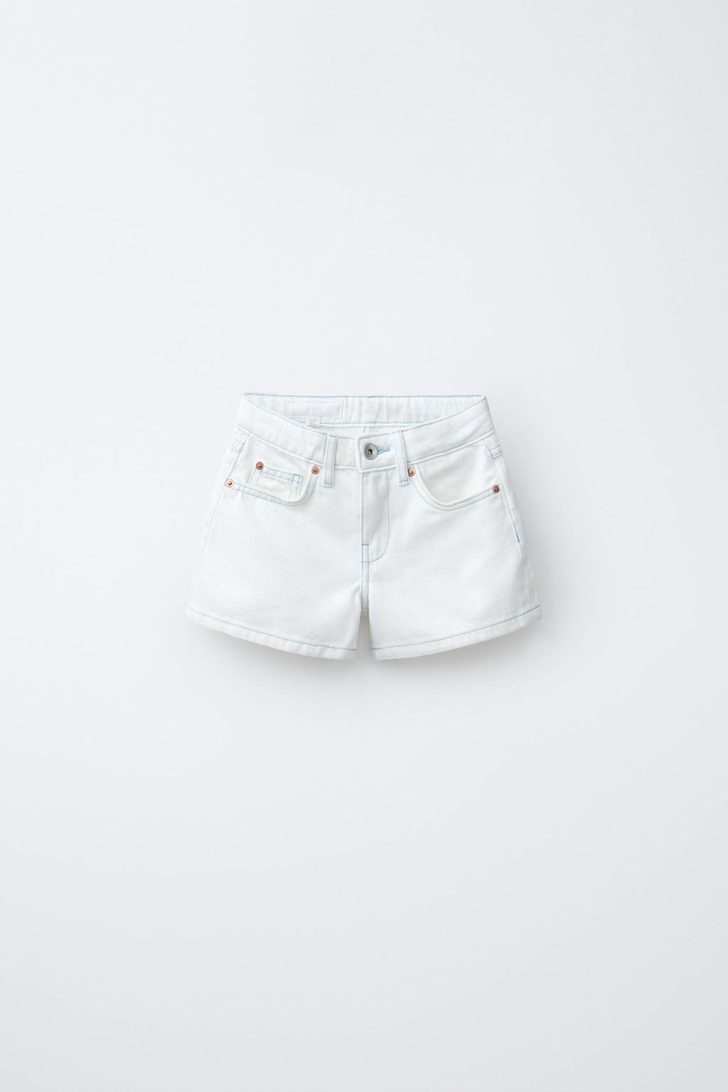 BERMUDA DENIM PARCHES CORAZ?N / Blanco - Zara фото 3