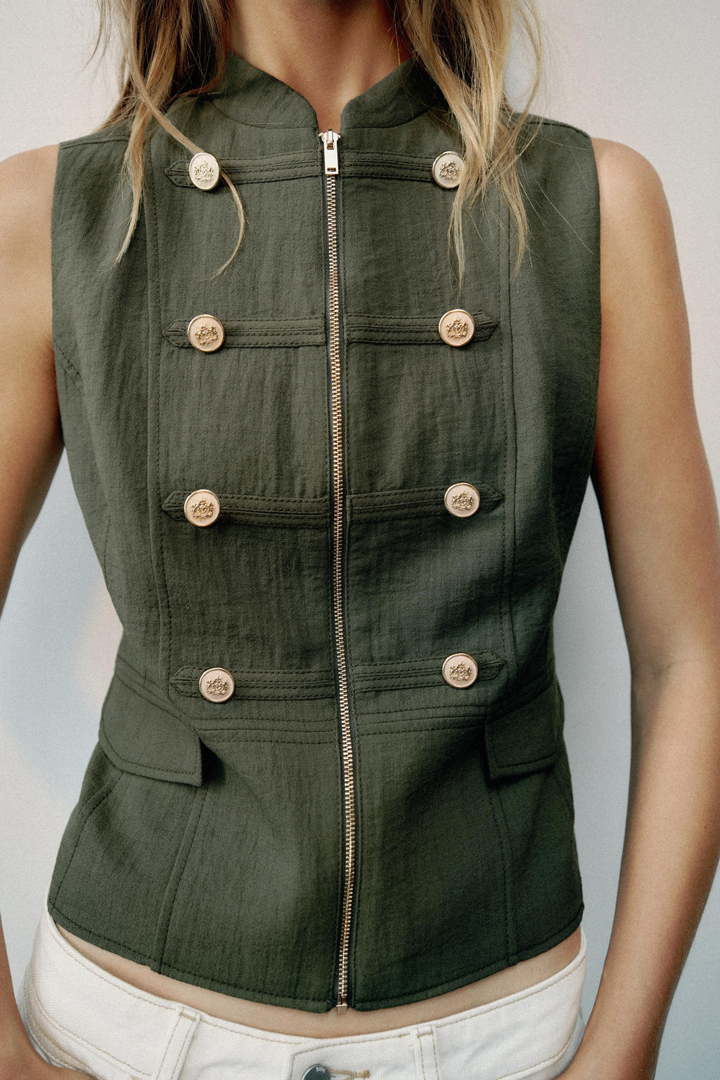 CHALECO ALAMARES CREMALLERA / Khaki oscuro - Zara фото 3