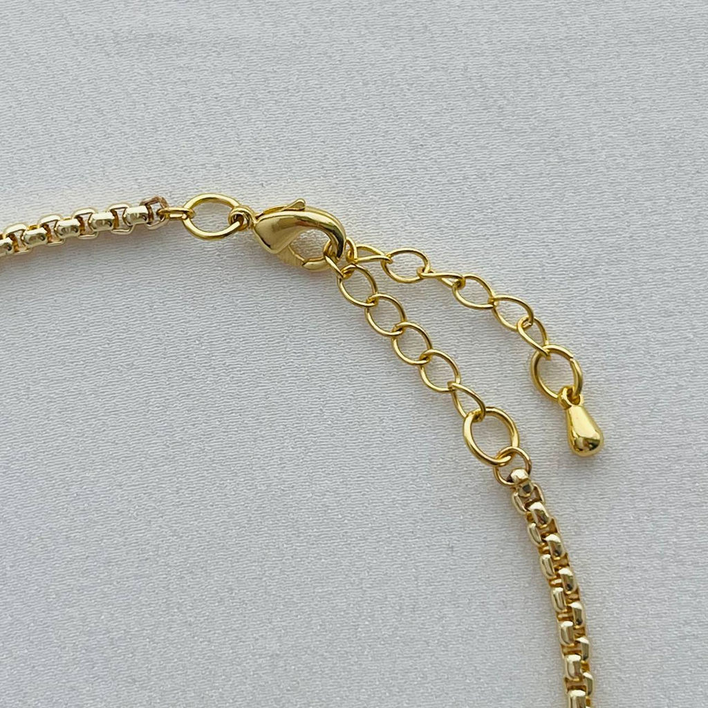 Колье на цепочке с подвеской из Селенита и черного Агата 40 см +