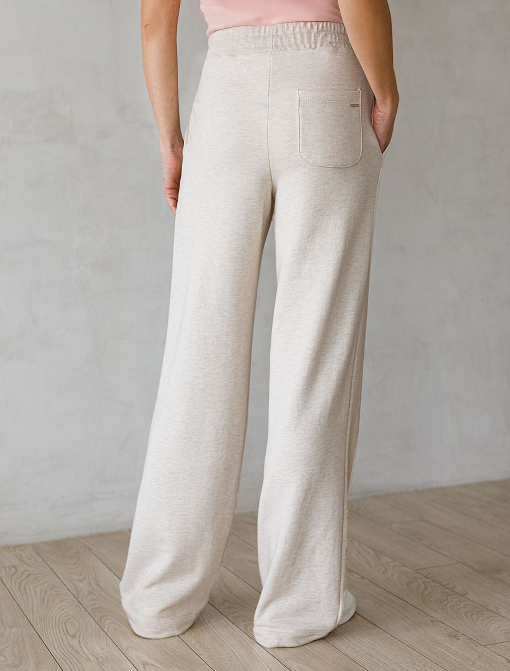 D44.089 Брюки женские бежевый меланж