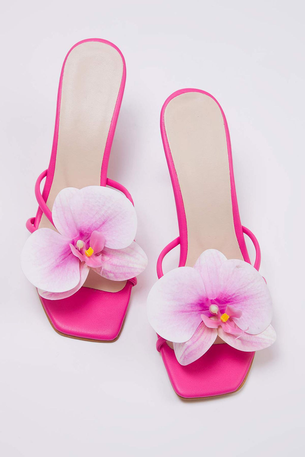 Trendyol Shoes Fusya Cicek Detayl? Kare Burun Kad?n Ince Topuklu Terlik TAKSS25TO00106 - Trendyolmilla фото 5