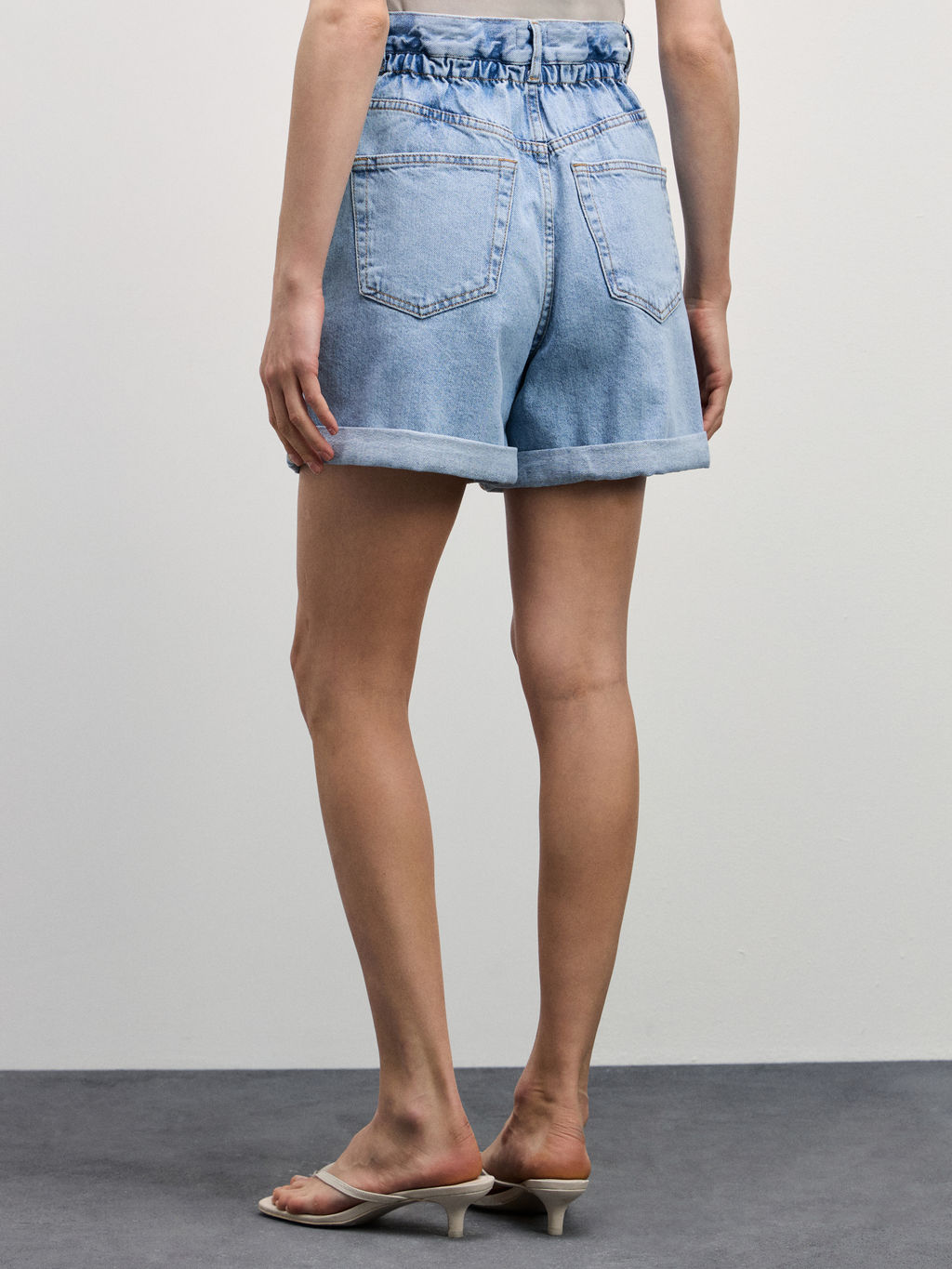 Джинсовые шорты baggy с резинкой в поясе / Zarina  фото 5