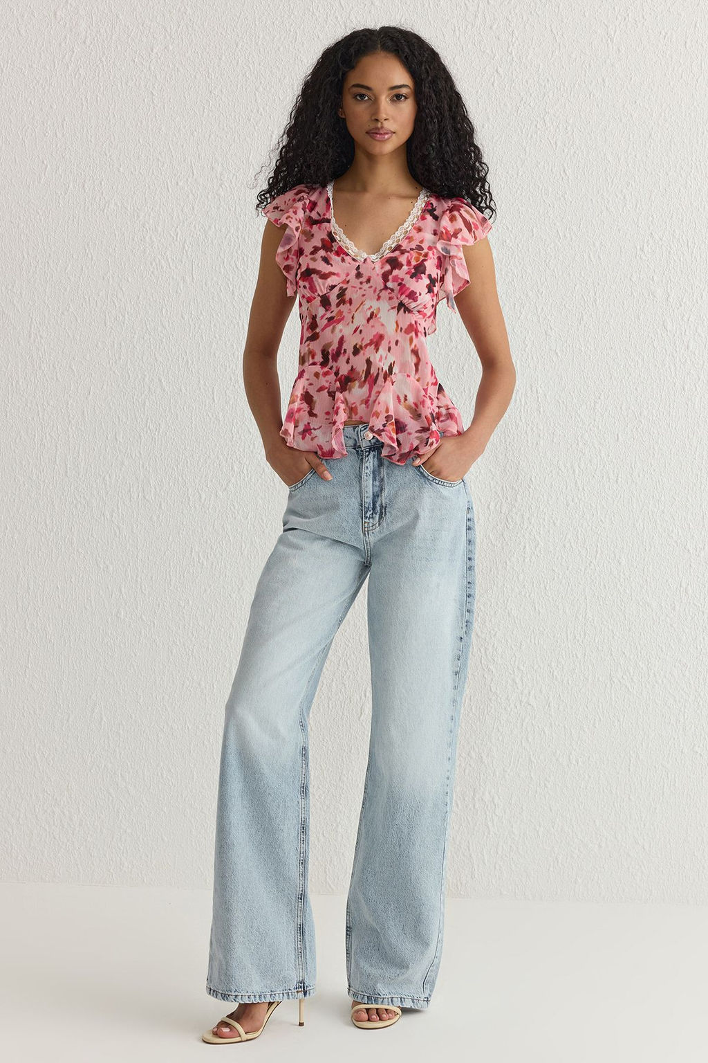 Trendyolmilla Cok Renkli Yoryo Sifon Cicekli Dokuma Dokuma Bluz TWOSS25BZ00107  фото 9