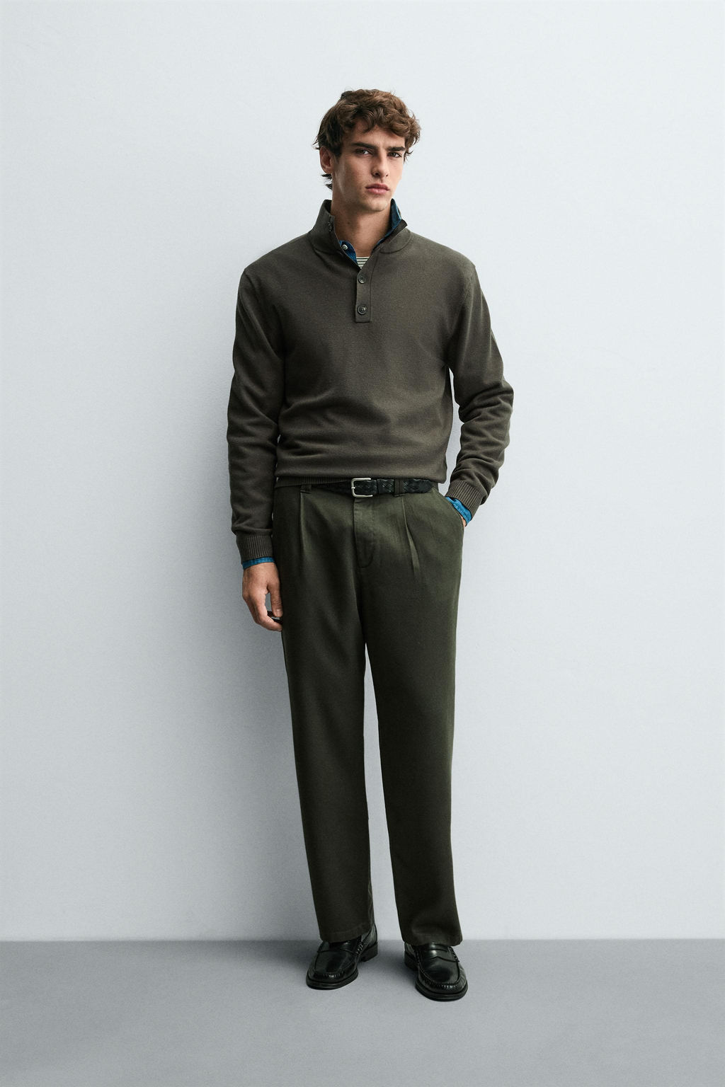BUTTON-UP HIGH NECK SWEATER