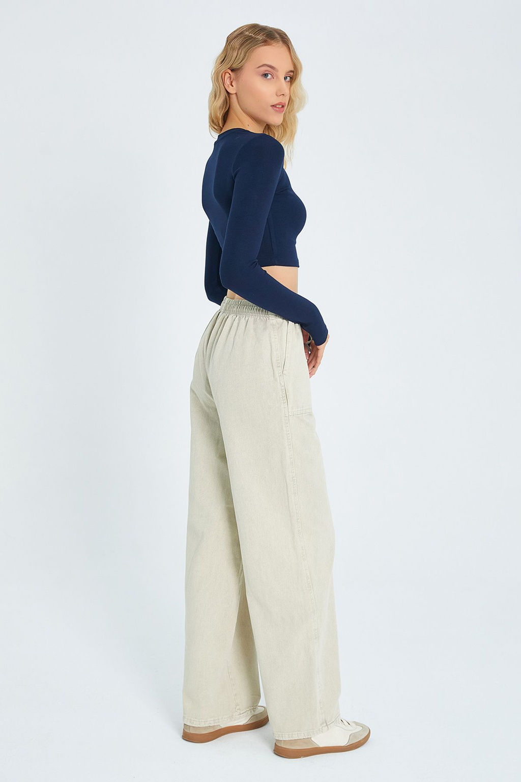 Bej Cep Detayl? Kot Gorunumlu Wide Leg/Genis Paca Dokuma Pantolon TWOSS25PL00076