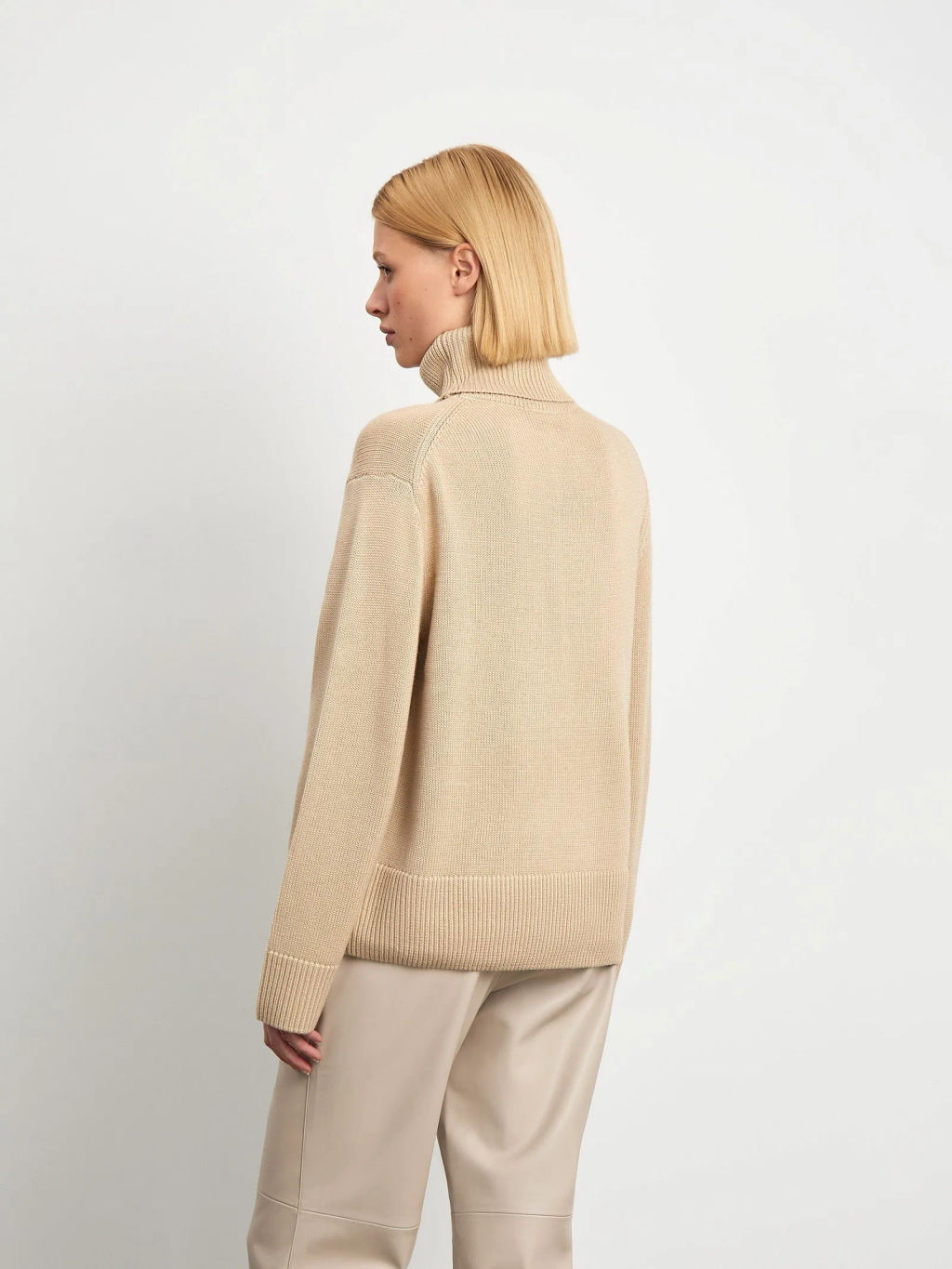 Свитер с высоким воротником из смесовой шерсти, B2863/pontes