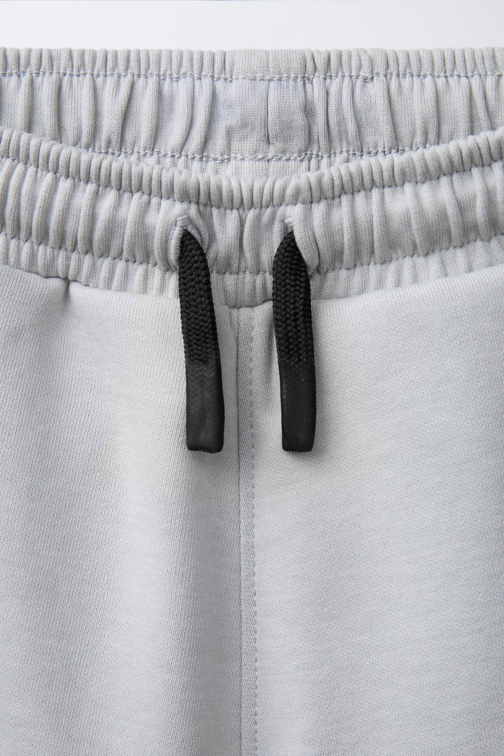 SPORTY BERMUDA SHORTS WITH CONTRAST ZIPS - Zara фото 3