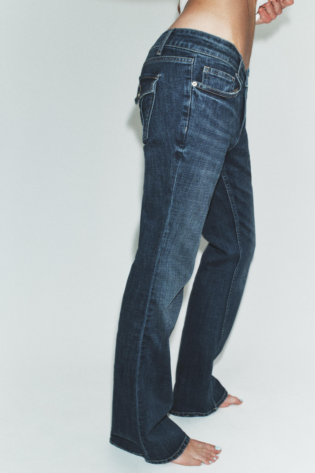 TRF BOOTCUT LOW-RISE JEANS - Zara фото 19