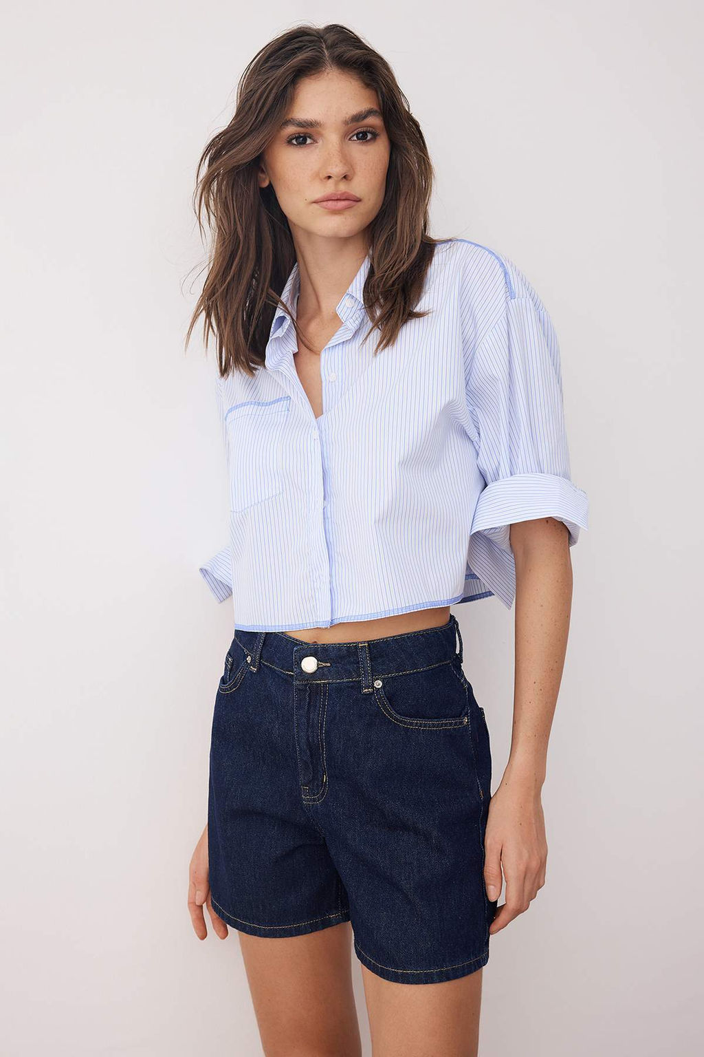 TRENDYOLMILLA Beyaz Yuksek Bel City Boy Denim Sort TWOSS25SR00172 фото 10