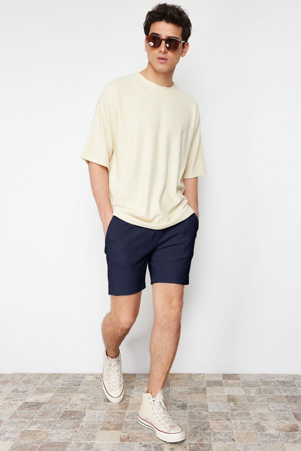 Basic Lacivert Regular/Normal Kesim Orta Boy Bagc?kl? Dokulu K?r?smaz Ottoman Sort TMNSS23SR00039