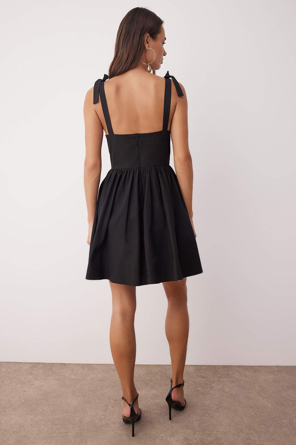 Ac?k Sar? Yaka Detayl? Fiyonklu Poplin Dokuma Elbise TWOSS25EL00891 - Trendyolmilla фото 4