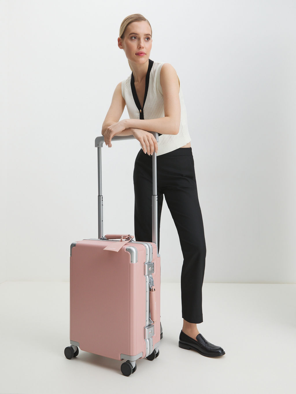 Чемодан MAISON DAVID Артикул 4212938, розовый  фото 2