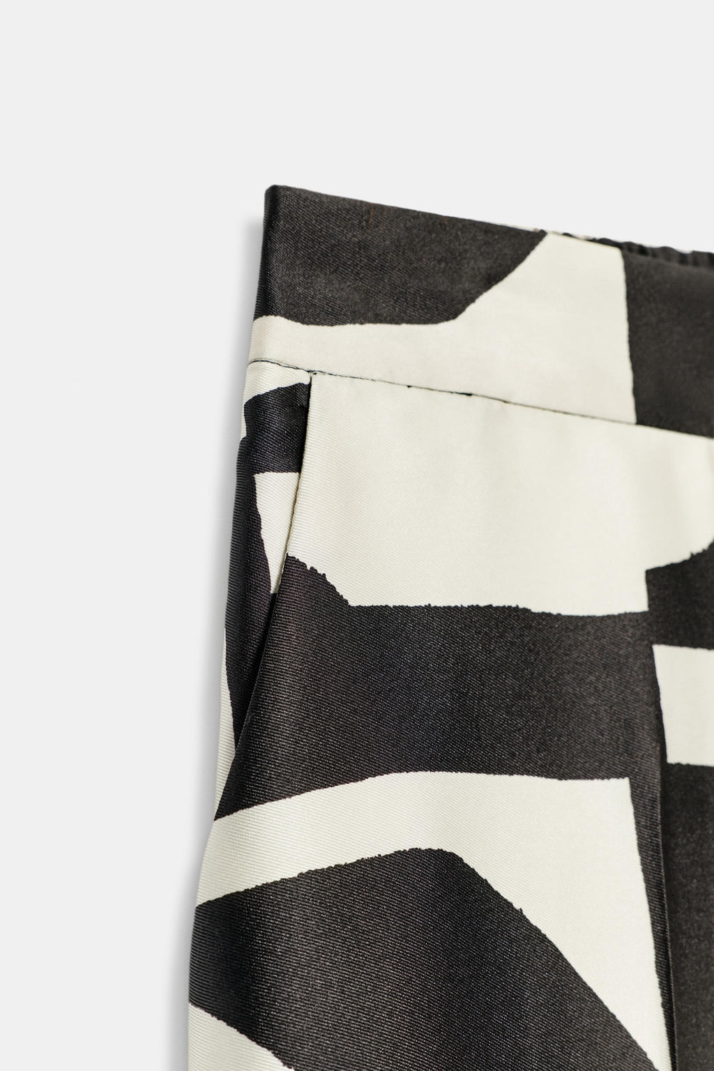 PANTAL?N ESTAMPADO GEOM?TRICO / Crudo / Negro - Zara фото 8