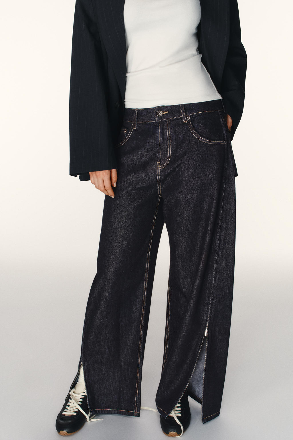 TRF JEANS WITH SIDE ZIPS - Zara фото 2