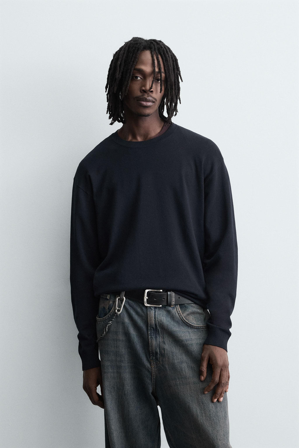 REGULAR FIT TEXTURED SWEATER
