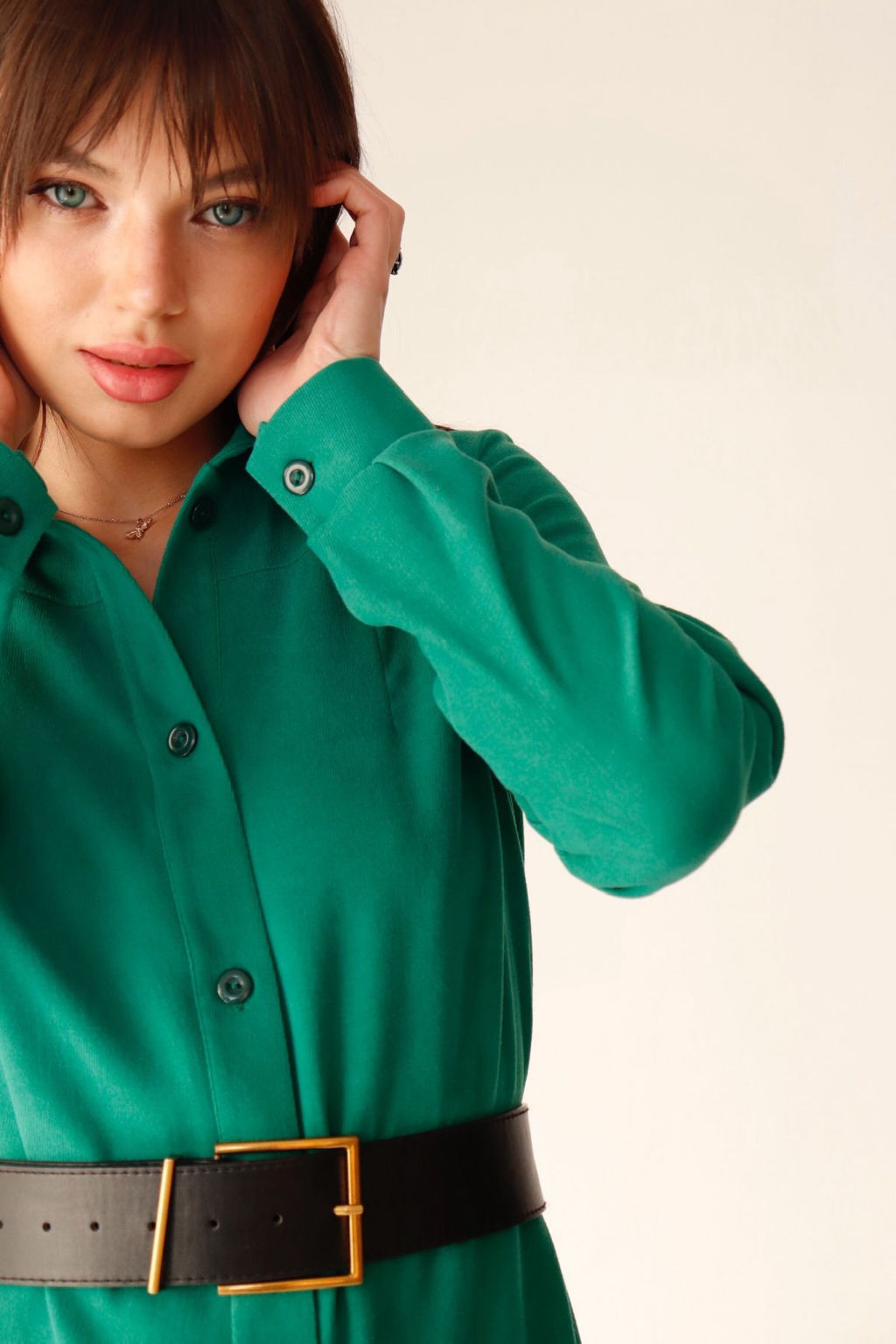 Платье-рубашка из микровельвета зелёное - Martichelli фото 9