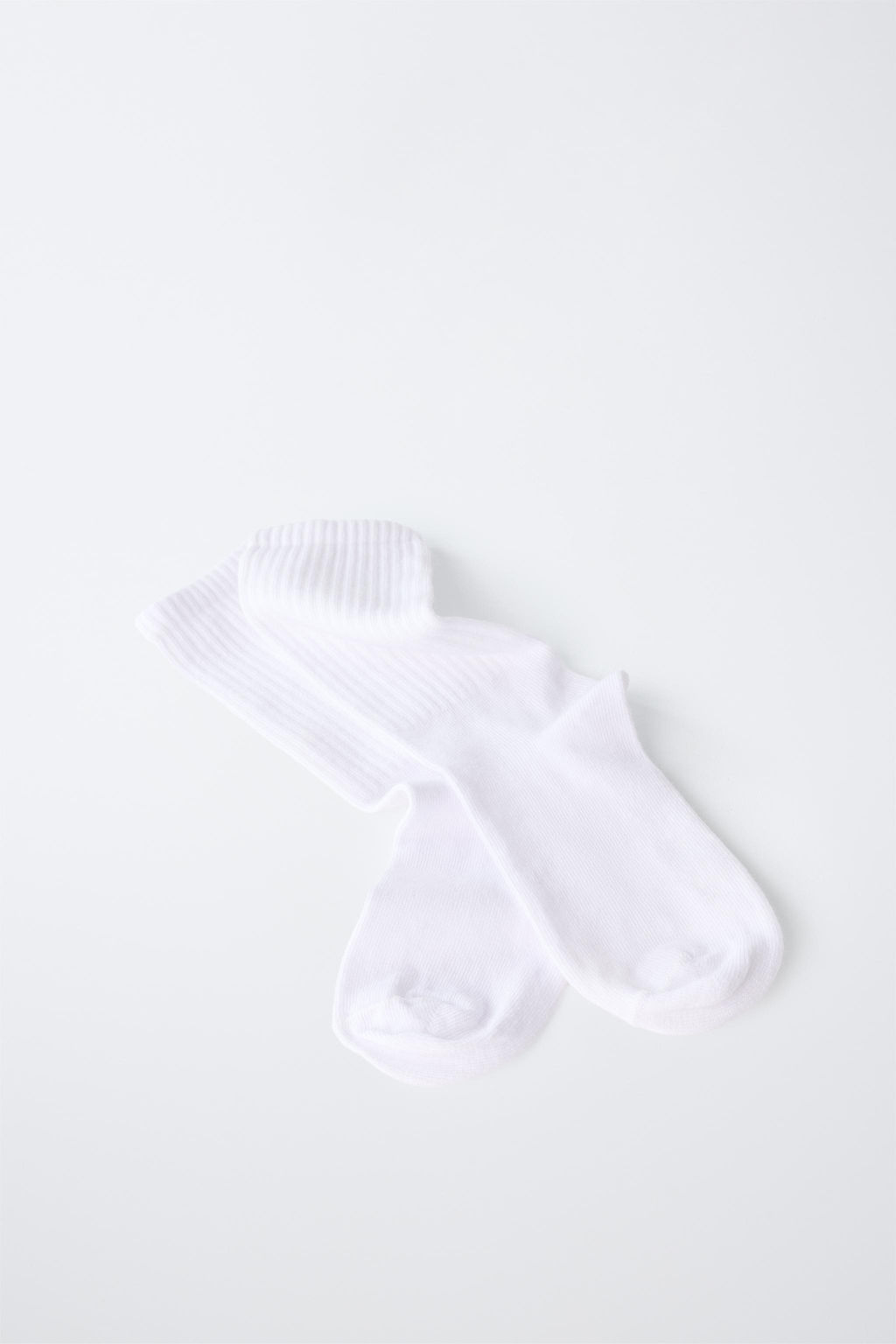 PACK TRES CALCETINES LARGOS LISOS / Blanco - Zara фото 3
