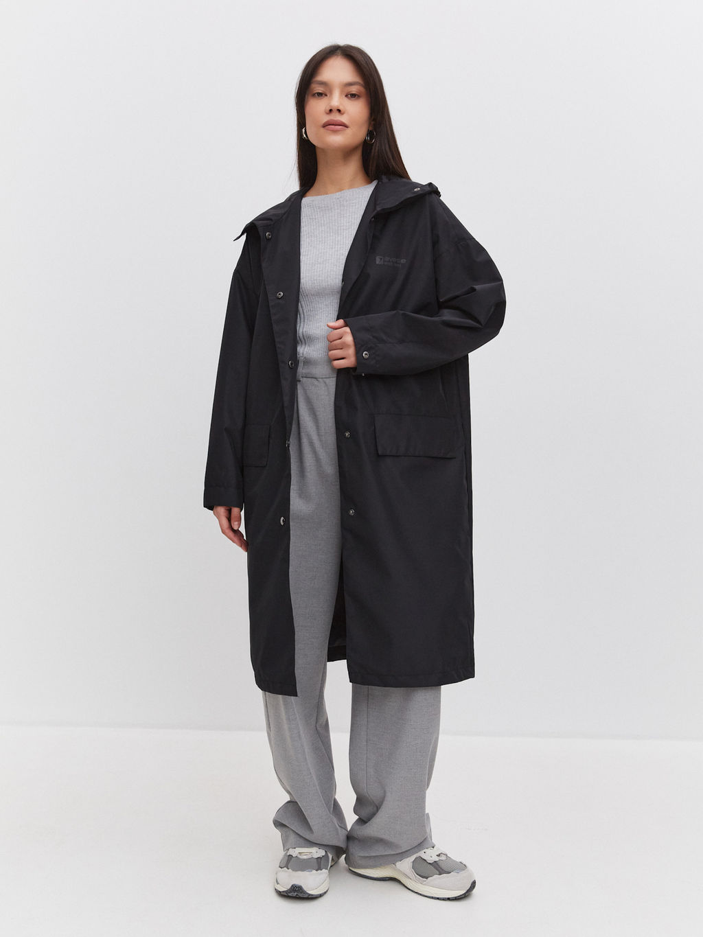 Плащ женский OVERSIZE 24271-465 черный