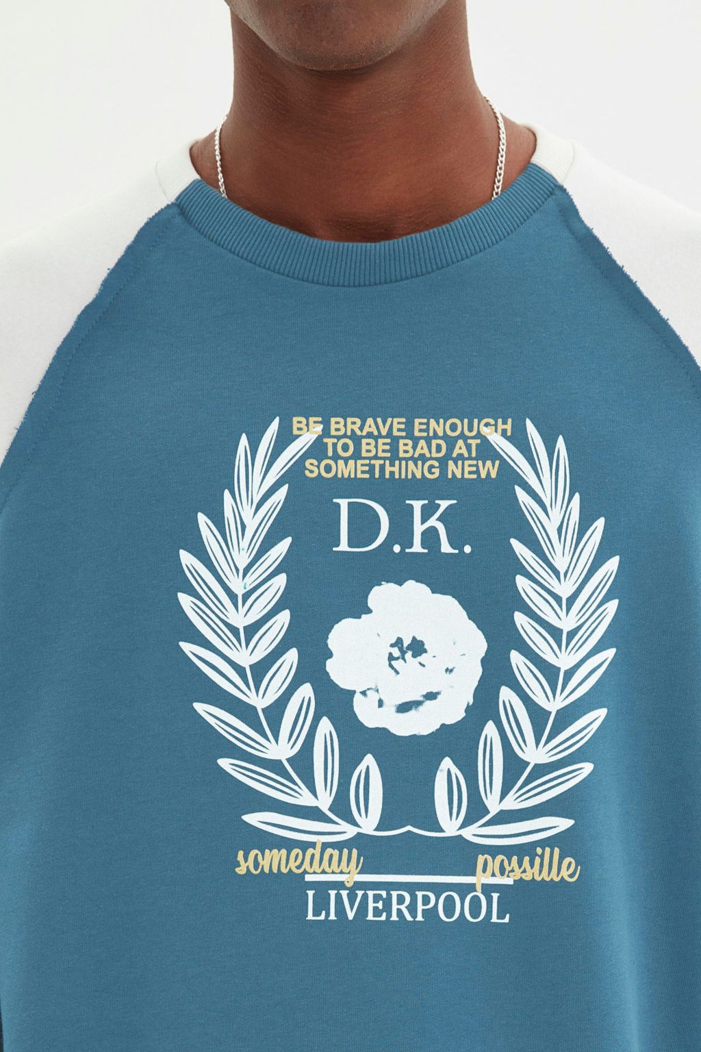 Indigo Oversize/Genis Kesim Reglan Kol Renk Bloklu Bask?l? Pamuk Sweatshirt TMNAW22SW1214