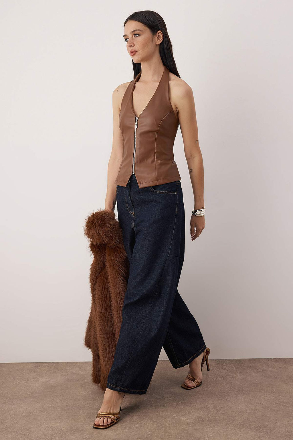 Haki V Yaka Suni Deri Fermuar Detayl? Party Bluz TPRAW26BZ00068 - Trendyolmilla фото 6