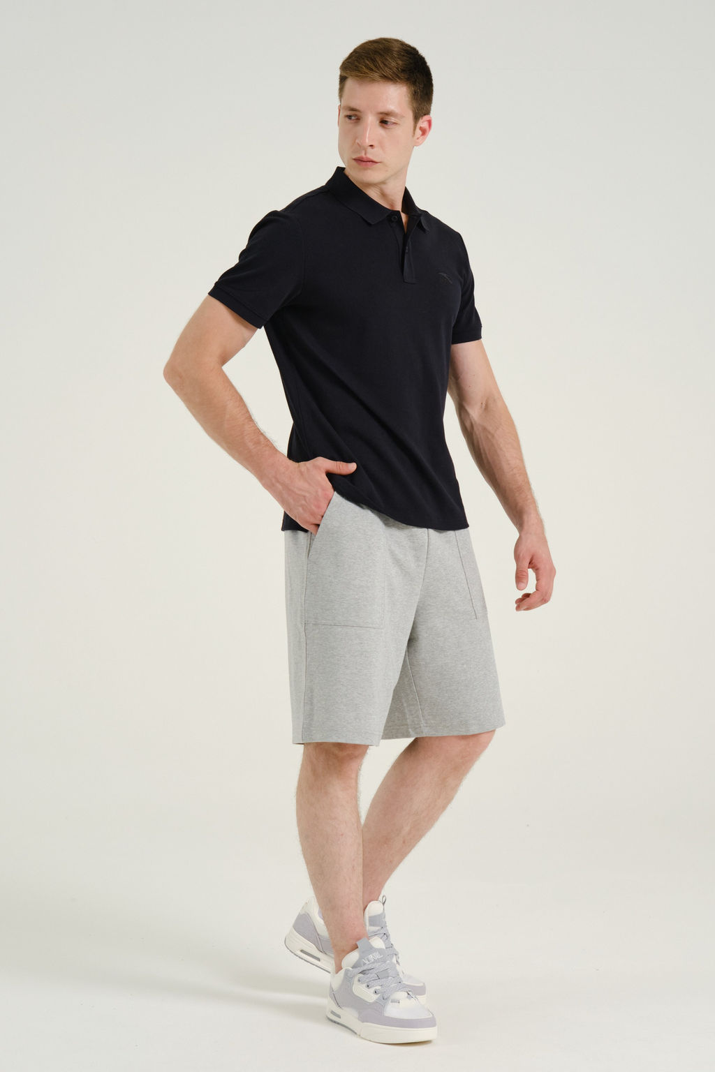 Шорты трикотажные Серый