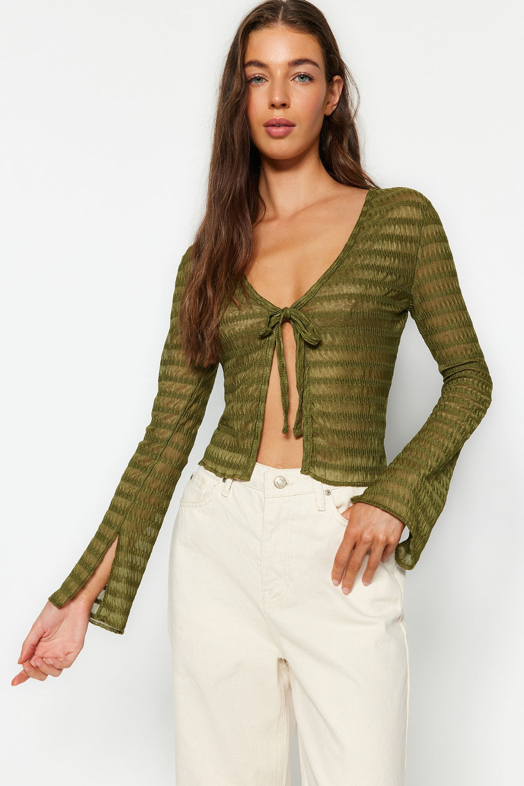 Trendyolmilla Ekru Premium Baglama Detayl? Dokulu V Yaka Esnek Orme Bluz TWOSS23BZ00796  фото 6