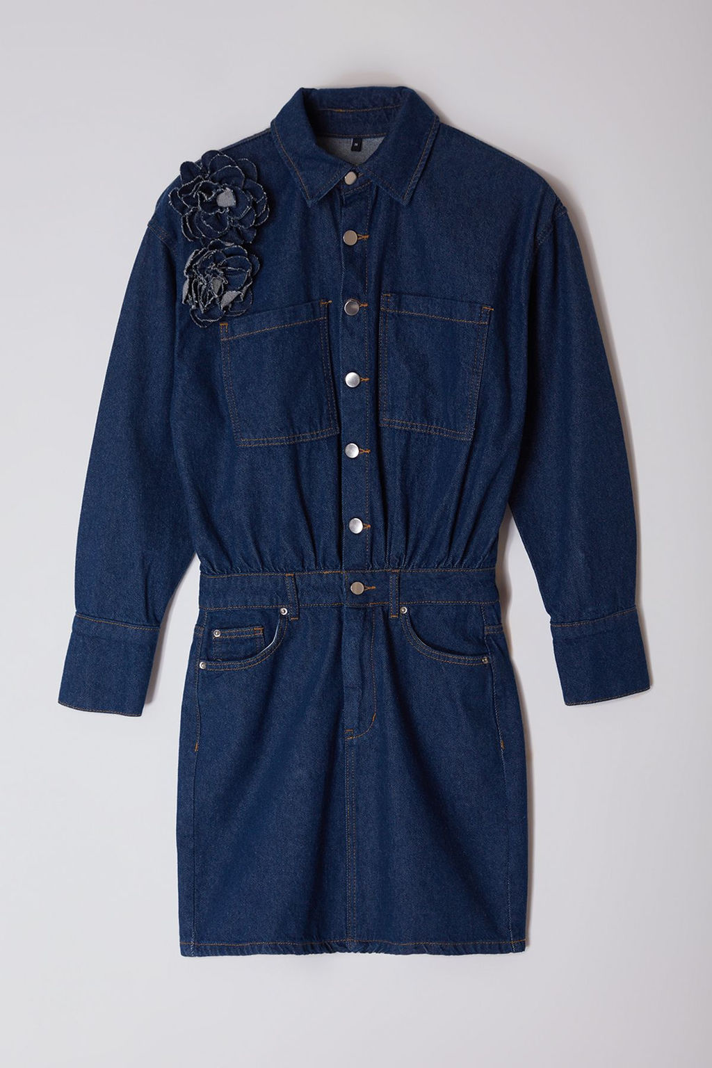 TRENDYOLMILLA Limited Edition Mavi Gul Detayl? Mini Denim Gomlek Elbise TWOAW25EL00396  фото 7