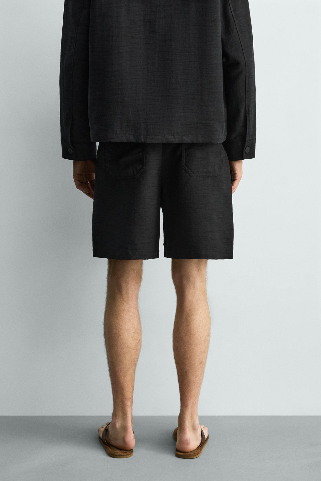 BERMUDA FLUIDA RELAXED FIT / Negro - Zara фото 3