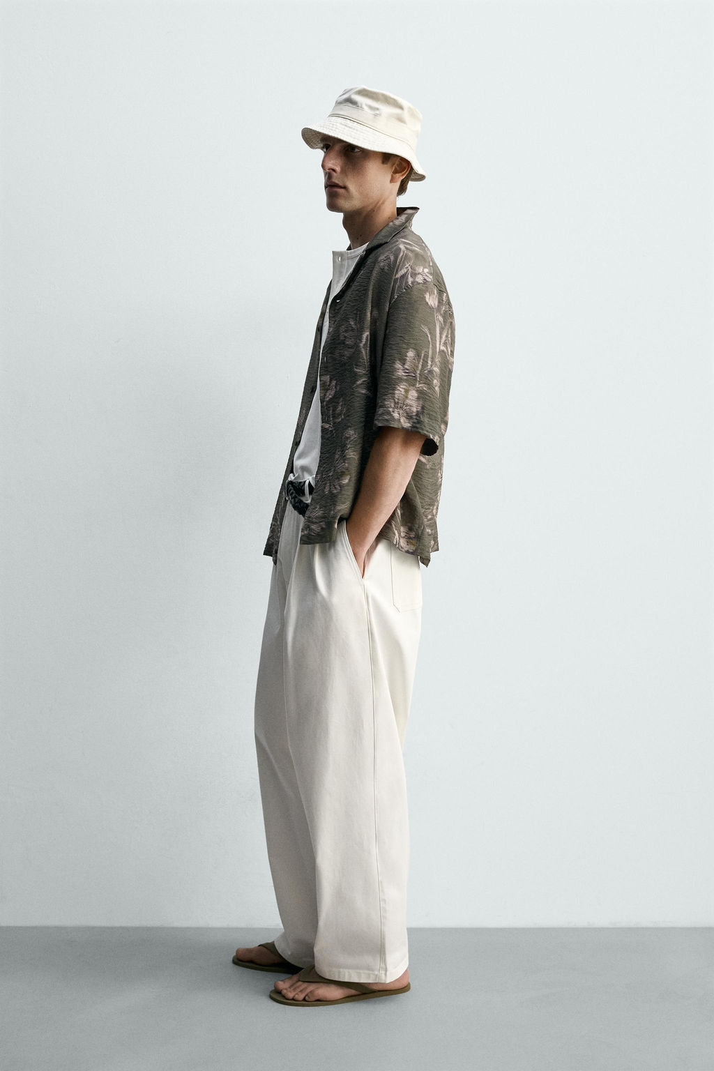 CAMISA RELAXED FIT ESTAMPADO FLORAL / Gris - Zara фото 4