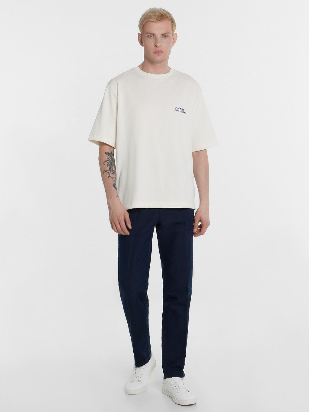 Футболка мужская белая с вышивкой club 1968 saint helier св.молочный 111859 - Mark formelle фото 3