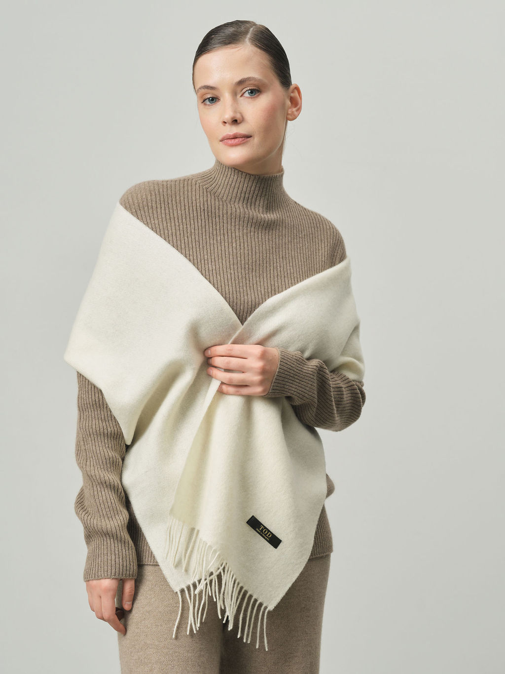 Шарф из шерсти 12042 кремовый