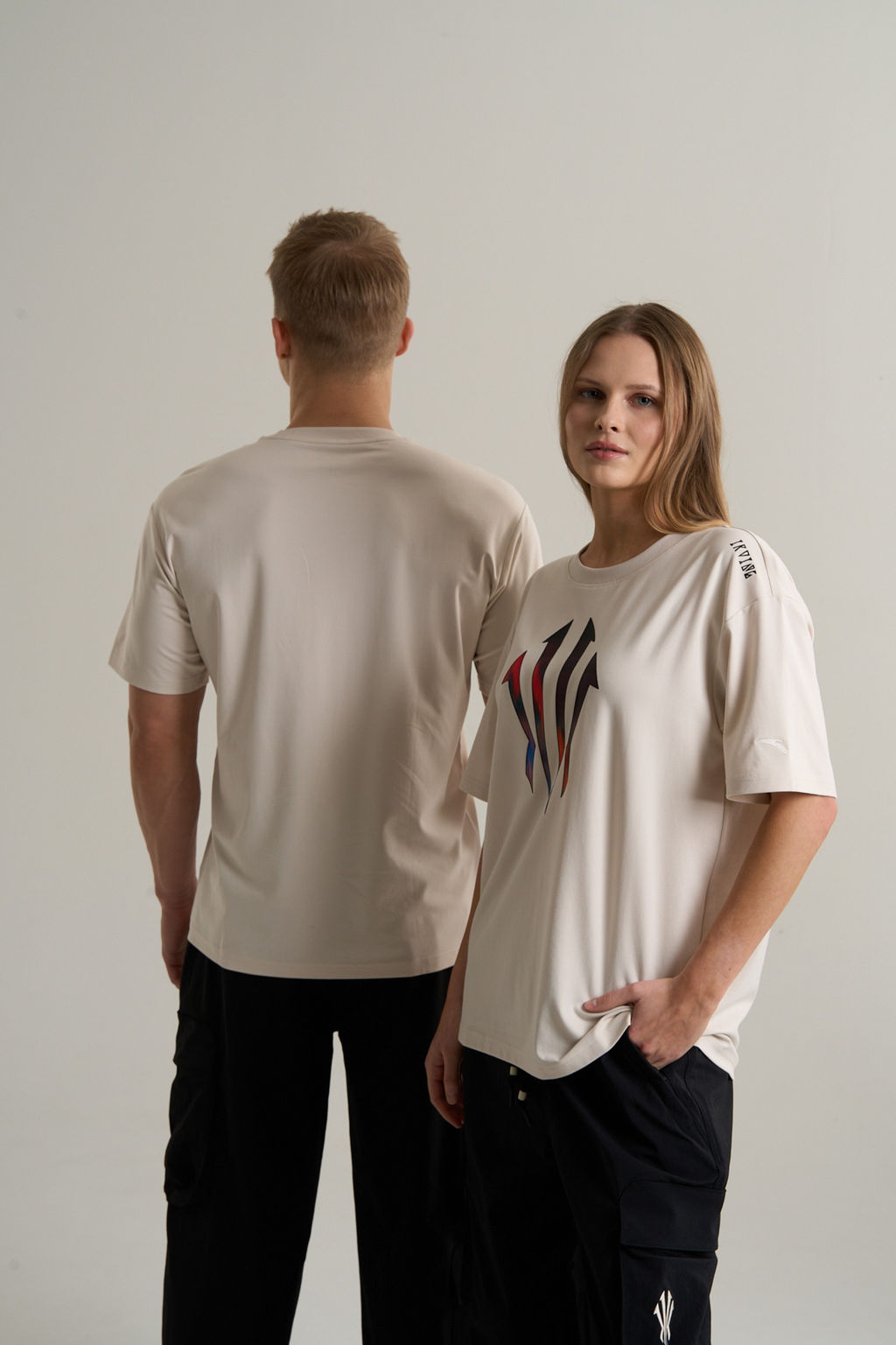 Футболка Бежевый